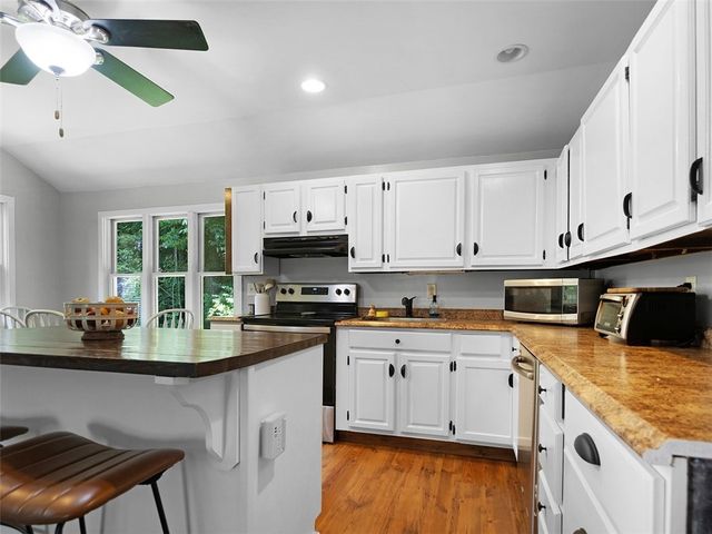 4246 East Williamson Road, Marion, NY 14505