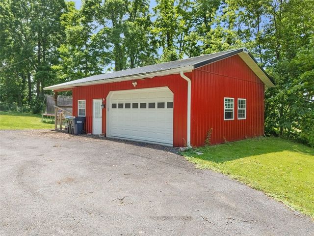 4246 East Williamson Road, Marion, NY 14505