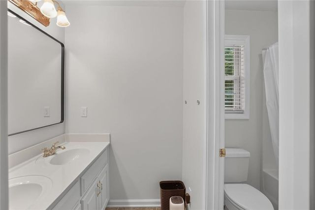 170 Nix Court, Fayetteville, GA 30214