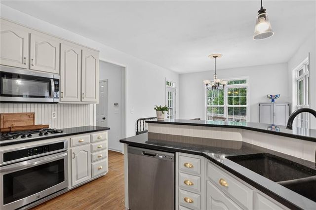 170 Nix Court, Fayetteville, GA 30214