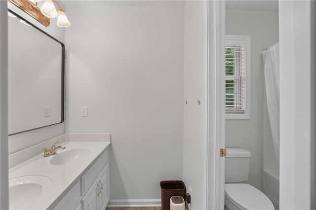 170 Nix Court, Fayetteville, GA 30214