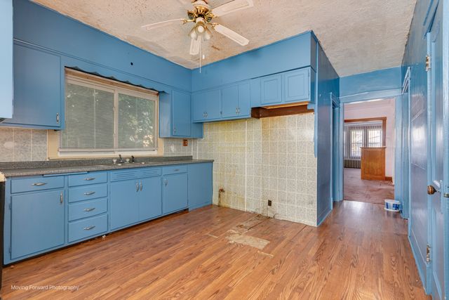 10059 S Lafayette Avenue, Chicago, IL 60628