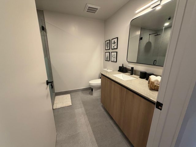 121 NE 5th Street 2309, Miami, FL 33132