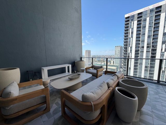 121 NE 5th Street 2309, Miami, FL 33132