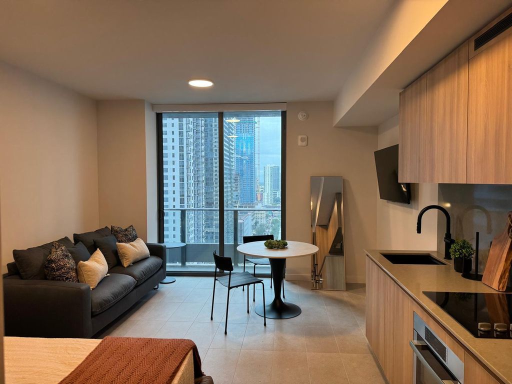 121 NE 5th Street 2309, Miami, FL 33132