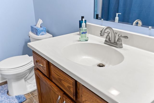 809 CARSON CIR, Grottoes, VA 24441