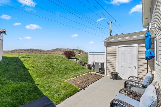 809 CARSON CIR, Grottoes, VA 24441