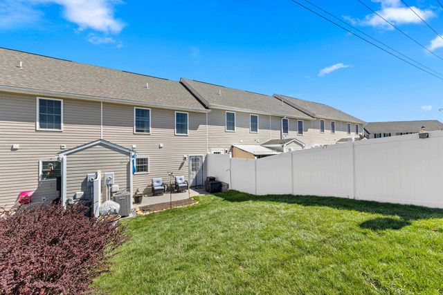 809 CARSON CIR, Grottoes, VA 24441