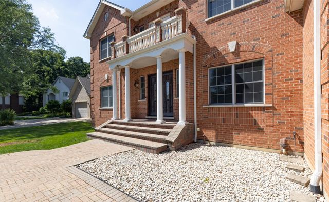 6802 Revere Court, Gurnee, IL 60031