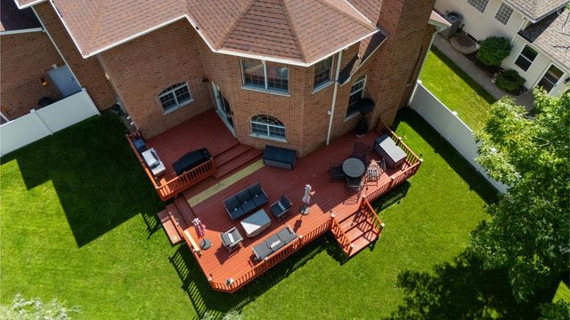 6802 Revere Court, Gurnee, IL 60031