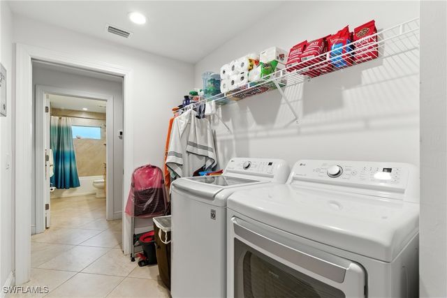 176 Venus Cay, Naples, FL 34114