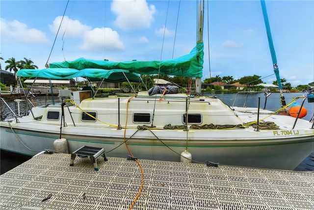 176 Venus Cay, Naples, FL 34114