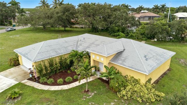 176 Venus Cay, Naples, FL 34114