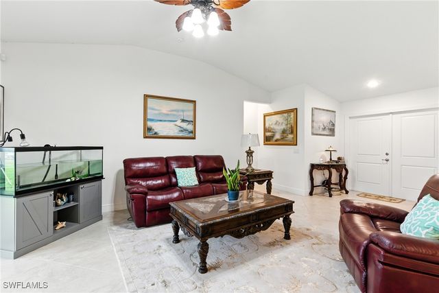 176 Venus Cay, Naples, FL 34114