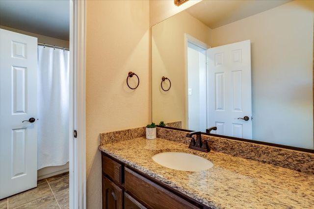 303 Fountain Creek Court, Ovilla, TX 75154