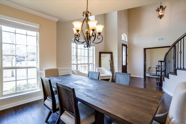 303 Fountain Creek Court, Ovilla, TX 75154