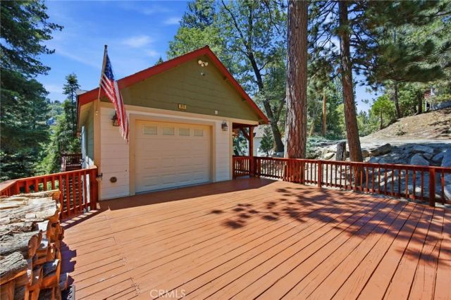 915 Brentwood Drive, Lake Arrowhead, CA 92352