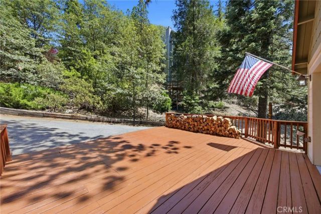 915 Brentwood Drive, Lake Arrowhead, CA 92352