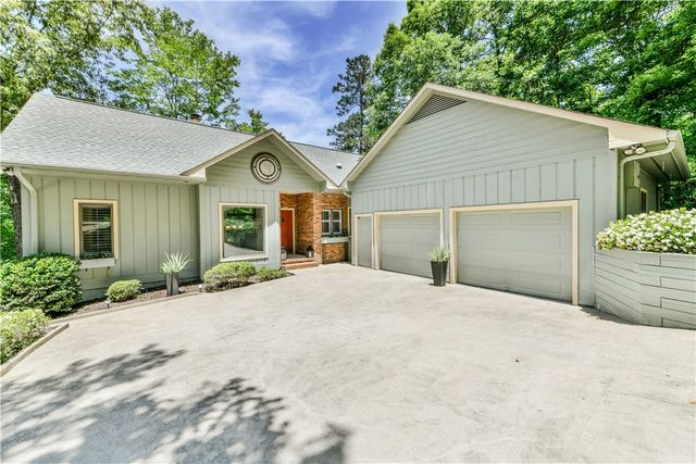 22 Mizzen Lane, Salem, SC 29676