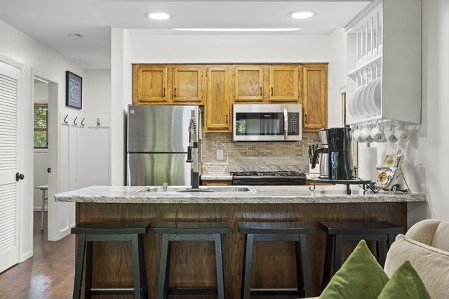 289 Notch Lane 6, Branson West, MO 65737