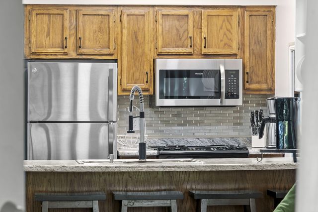 289 Notch Lane 6, Branson West, MO 65737