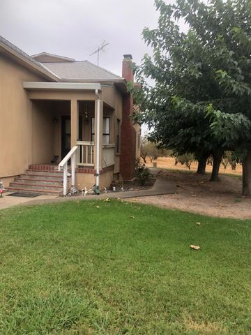 1313 S Stearns Rd, Oakdale, CA 95361