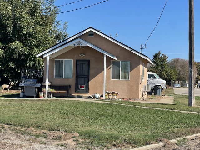 1313 S Stearns Rd, Oakdale, CA 95361