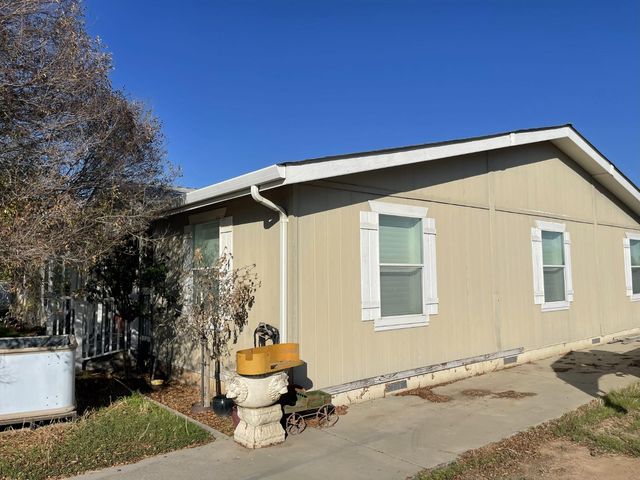 1313 S Stearns Rd, Oakdale, CA 95361