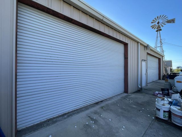 1313 S Stearns Rd, Oakdale, CA 95361