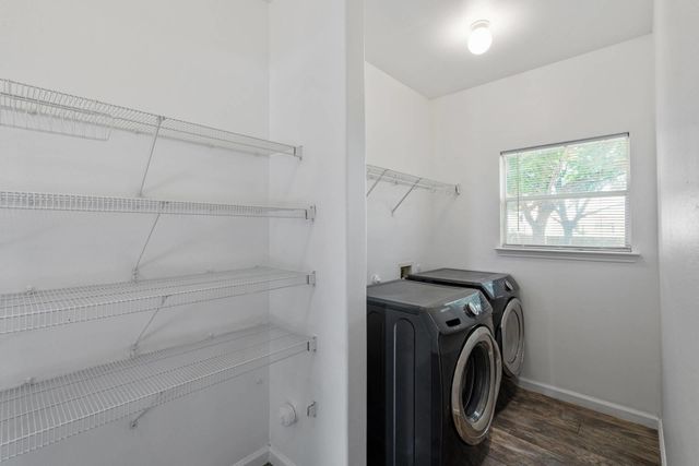 1404 Delia Chapa, Hutto, TX 78634