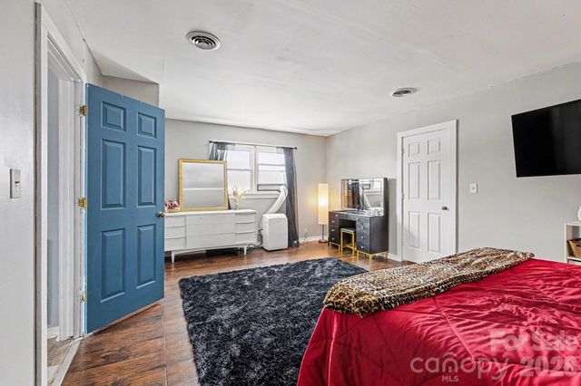 5156 W NC 27 None, Vale, NC 28168