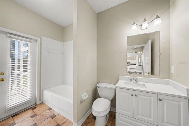 6112 CEZANNE AVENUE, Lutz, FL 33558