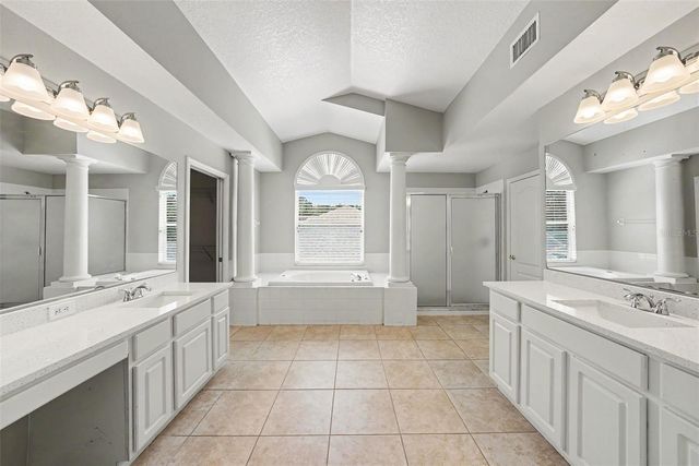 6112 CEZANNE AVENUE, Lutz, FL 33558