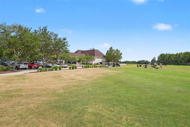 6112 CEZANNE AVENUE, Lutz, FL 33558