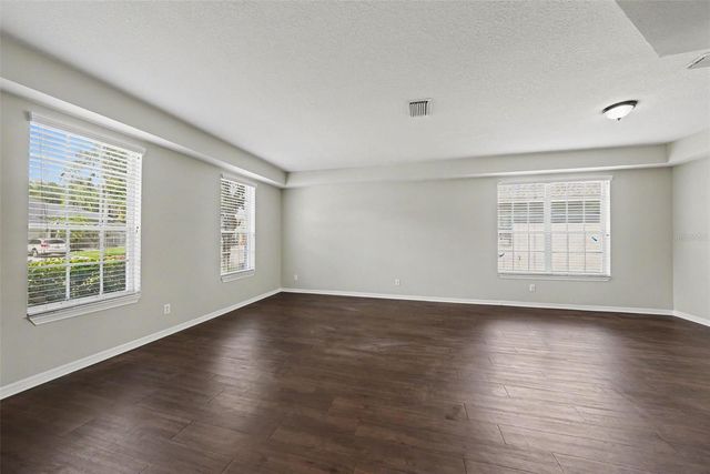 6112 CEZANNE AVENUE, Lutz, FL 33558
