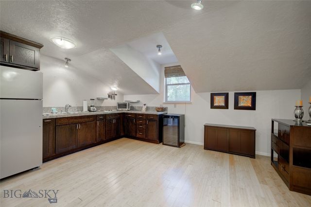 8733 Huffman, Bozeman, MT 59715
