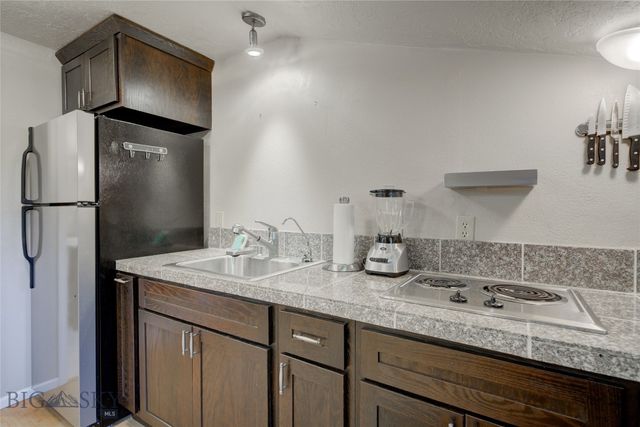 8733 Huffman, Bozeman, MT 59715
