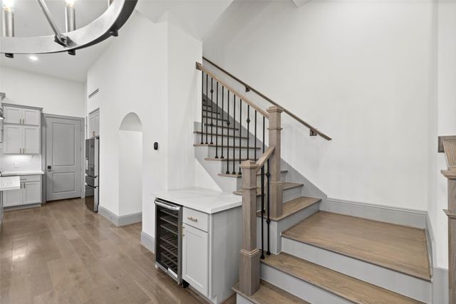 1719 Holman Street, Houston, TX 77004