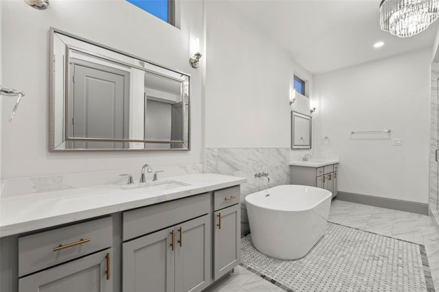 1719 Holman Street, Houston, TX 77004