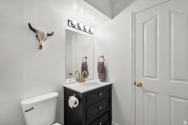 1027 E SARA LN, Ogden, UT 84404