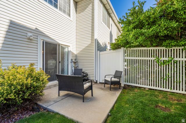1027 E SARA LN, Ogden, UT 84404
