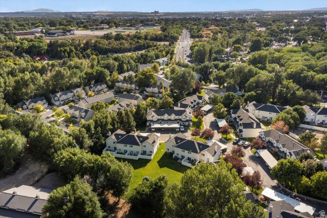 1027 E SARA LN, Ogden, UT 84404