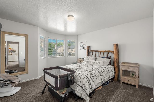 1027 E SARA LN, Ogden, UT 84404