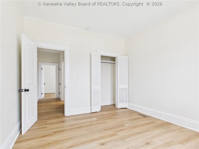 1129 Grosscup Avenue, Dunbar, WV 25064