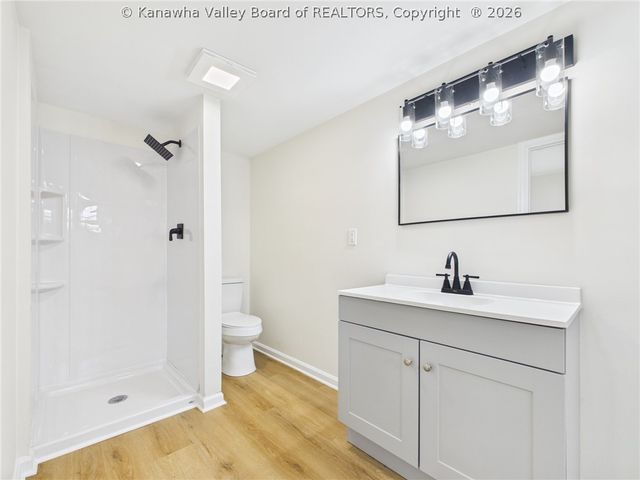 1129 Grosscup Avenue, Dunbar, WV 25064