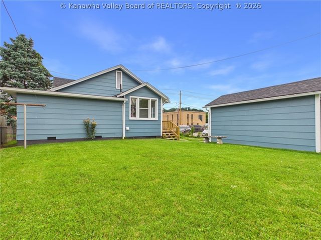 1129 Grosscup Avenue, Dunbar, WV 25064