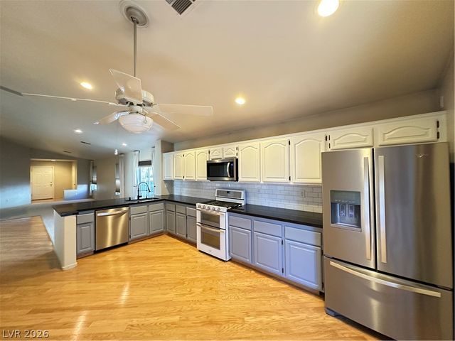 3624 Shanagolden Street, Las Vegas, NV 89129