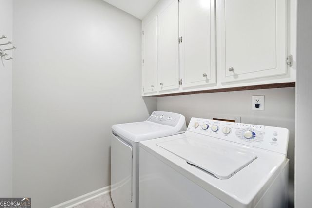 285 Windrift Court, Roswell, GA 30076