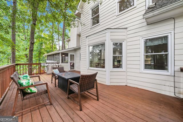 285 Windrift Court, Roswell, GA 30076