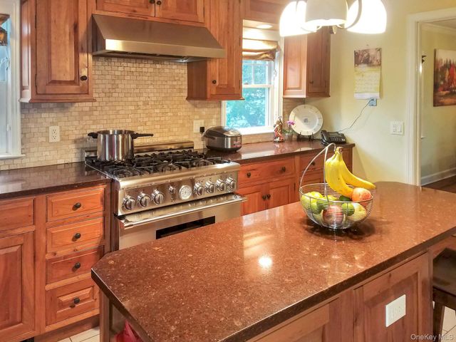 1864 Palmer Avenue, Larchmont, NY 10538